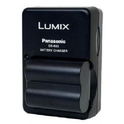 Panasonic DE-993 Portable Battery Charger For CGR-S006A Battery (Aka.. DE-A43B)